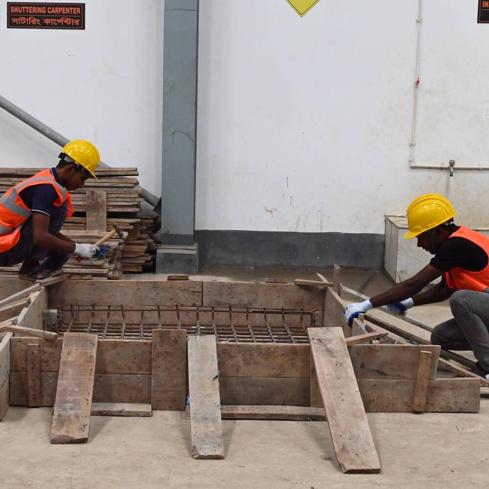 Shuttering carpenter